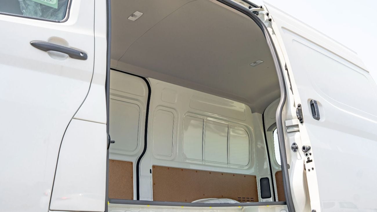 تويوتا هاياس 2026 Toyota Hiace 3.5L AT Petrol High Roof Cargo RWD