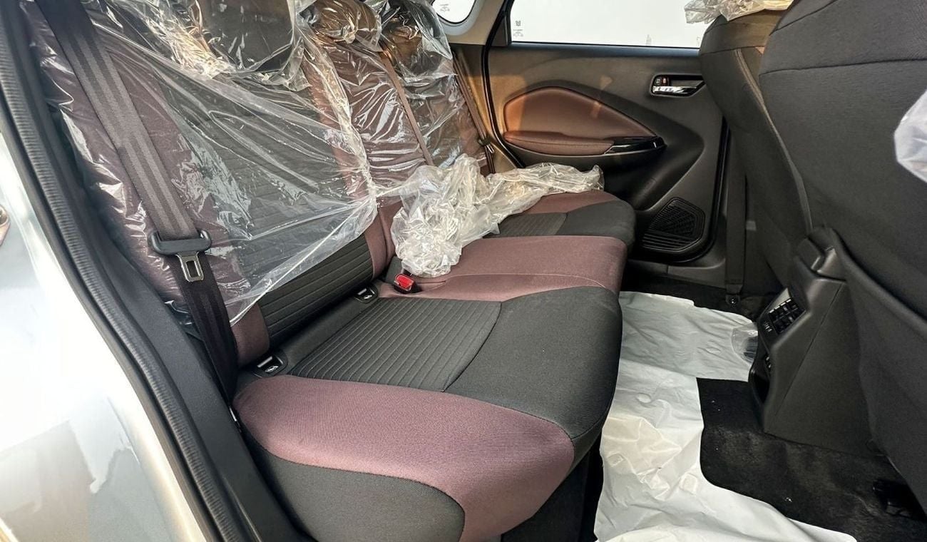 Suzuki Fronx 1462cc GLX 2WD 4AT