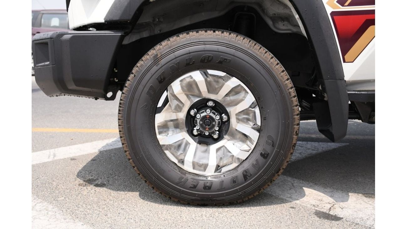 تويوتا لاند كروزر 70 LX 4.0L V6 Petrol Automatic