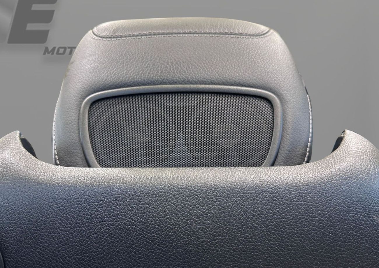 Mercedes-Benz E450 Coupe