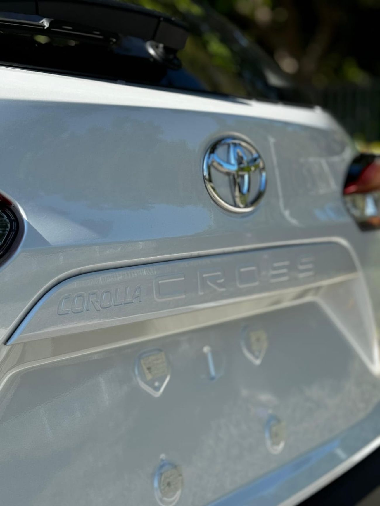 تويوتا كورولا كروس ✨(*Toyota Corolla Cross Hybrid)*✨ *Model*: 2025 *Price*: 76,000 AED *Mileage: 0 km/h *Price does not