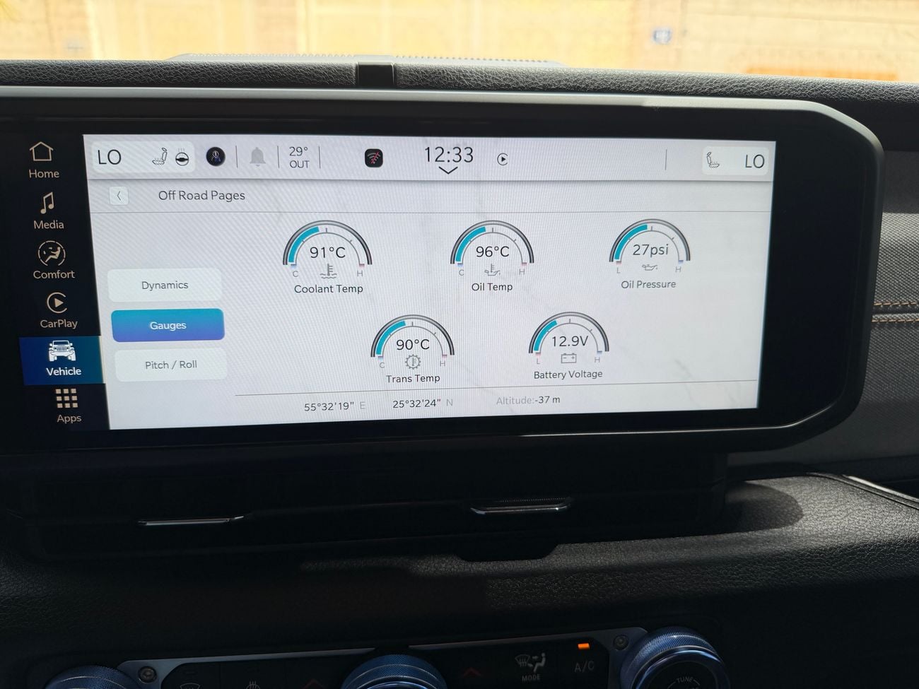 Jeep Wrangler 2024 Jeepers Edition Rubicon V6 in perfect condition!