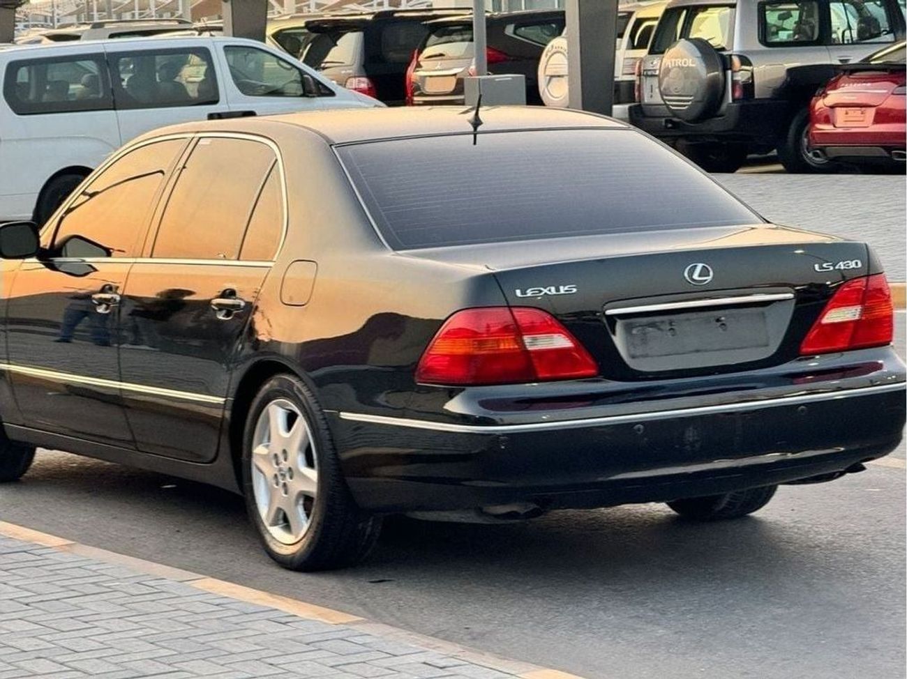Lexus LS 430 very good condition inside and outside