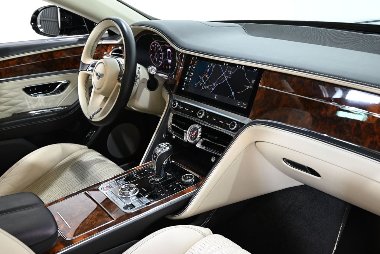 Bentley Flying Spur W12 2020 Bentley Flying Spur, Full Agency Service History, 1 Year Warranty, Excellent Condition, GCC