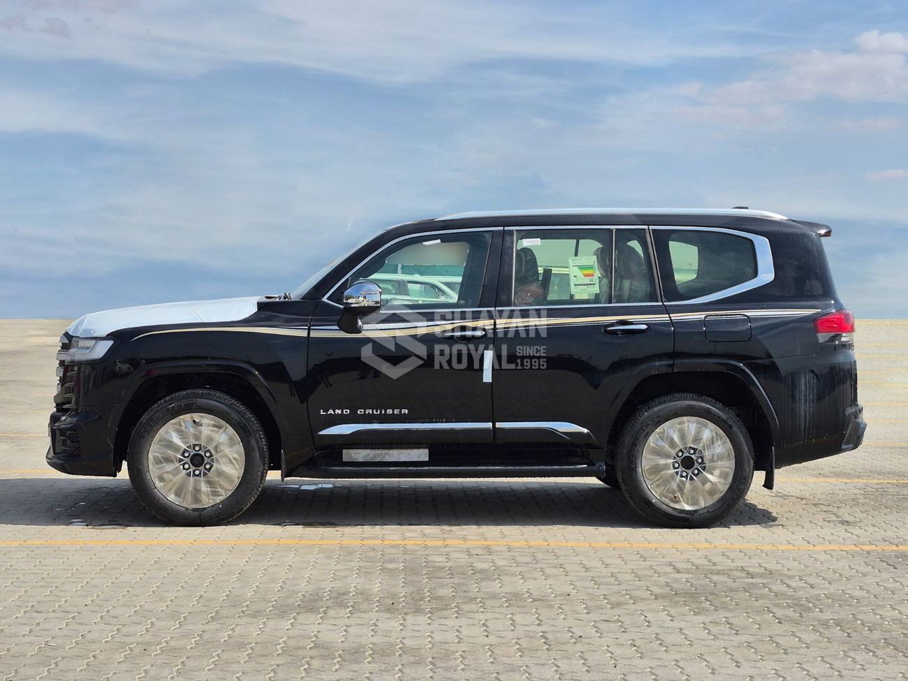 تويوتا لاند كروزر LC300 3.5L TWIN TURBO VXR FULL OPTION PETROL V6 AT 7S 2026MY