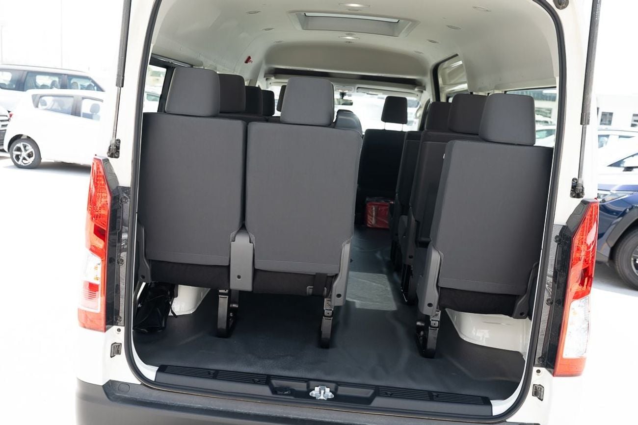 Toyota Hiace Passenger 3.5L Petrol Manual Transmission 2026