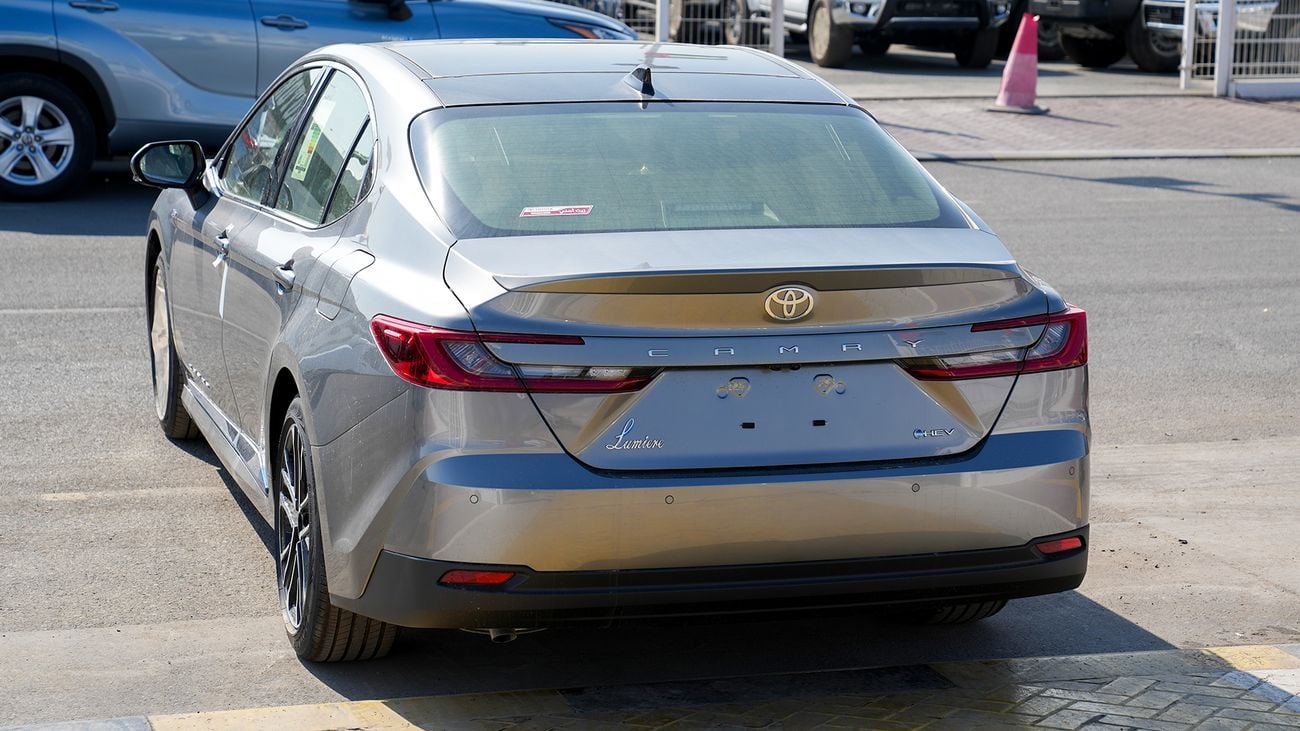 Toyota Camry 2.5 L Hybrid