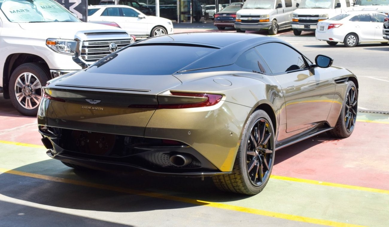 أستون مارتن DB11 Aston Martin DB11 V8 Coupe Brand New & Certified Pre-Owned 5 Years Warranty