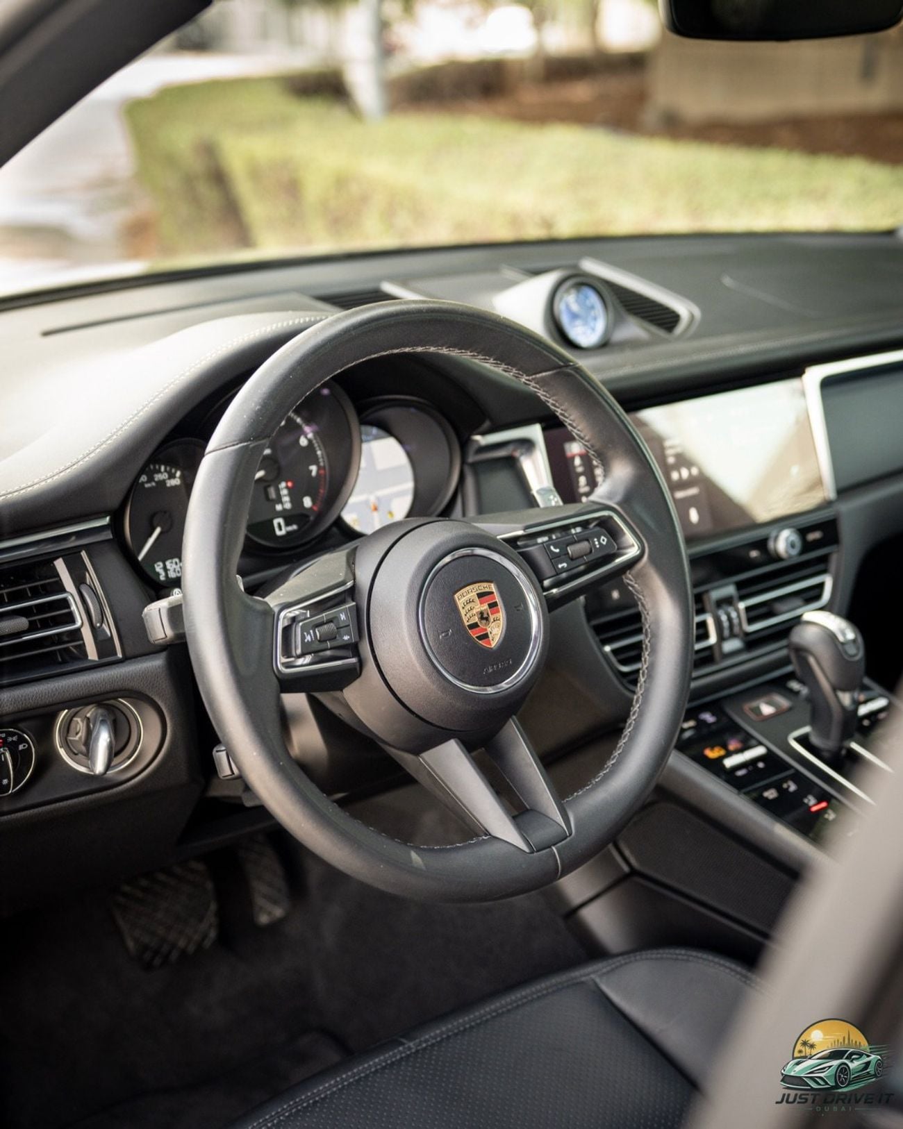 Porsche Macan STANDARD