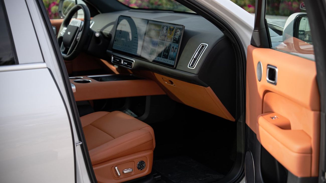 Li Auto L6 Max 1.5L - White Inside Orange | Export Only