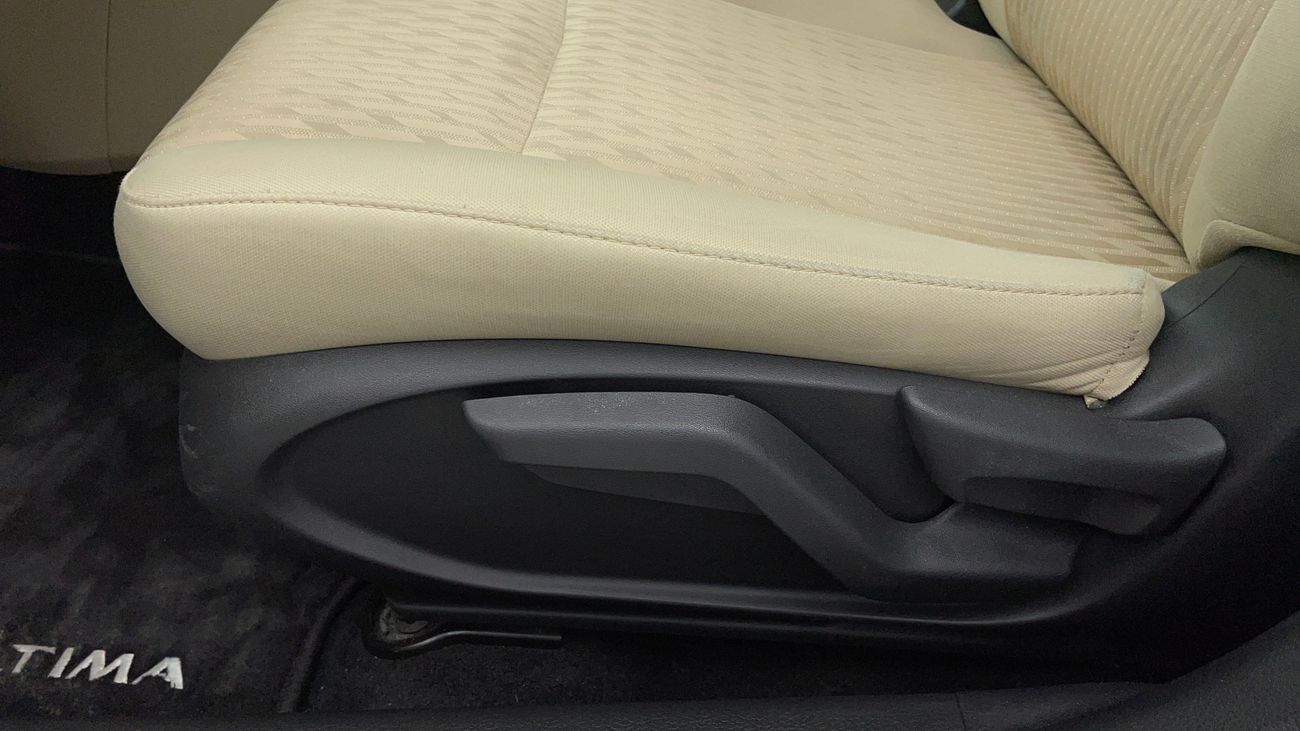 نيسان ألتيما SV 2.5 | بدون دفعة مقدمة | اختبار قيادة مجاني للمنزل