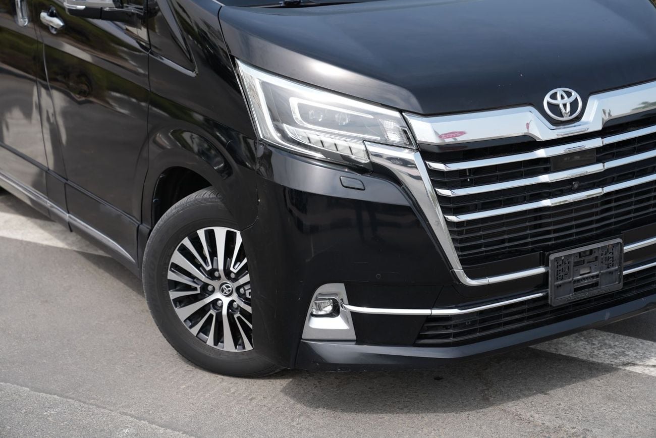 Toyota Granvia PREMIUM