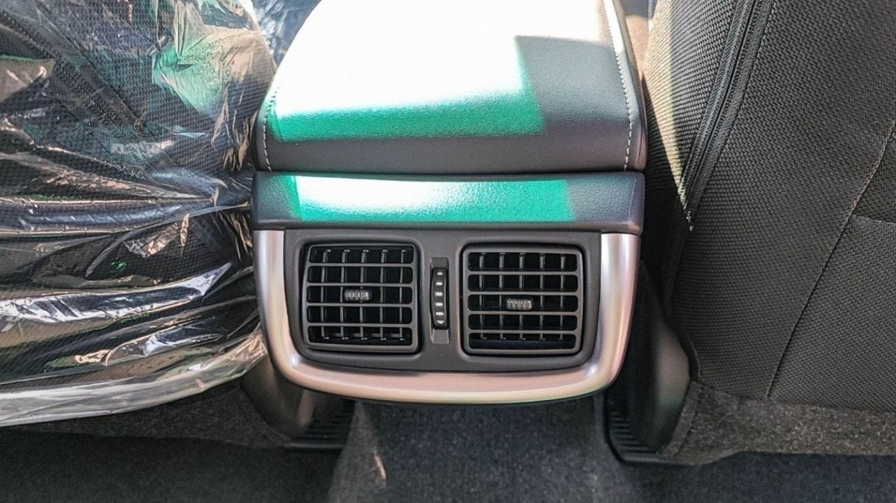 Toyota Hilux TOYOTA HlLUX 2.4L AT FULL OPTION DIESEL