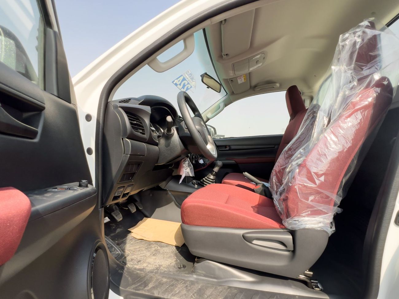 تويوتا هيلوكس EXPORT ONLY - GLS 2.7L 4WD Single Cabin (With Central Diff Lock)