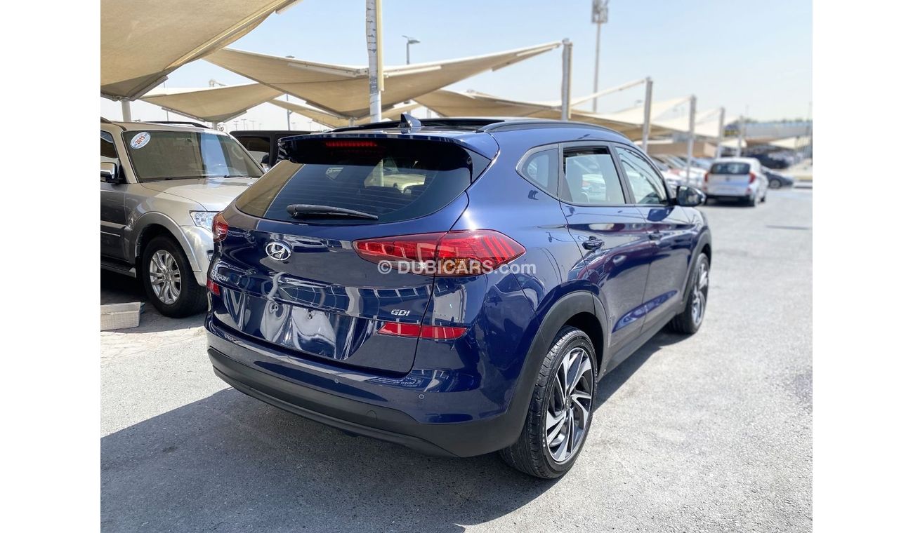 Hyundai Tucson Basic Panorama GCC - ACCIDENTS FREE - ENGINE 1600 CC - EXCELLENT CONDITION INSIDE OUT