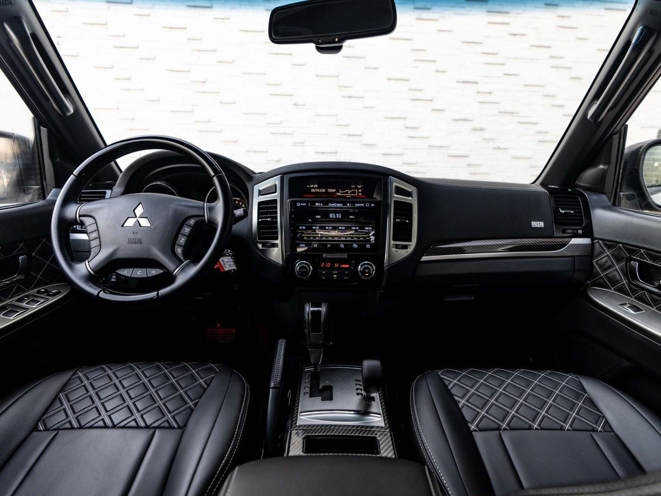 Mitsubishi Pajero GLS H/L SIGNATURE EDI