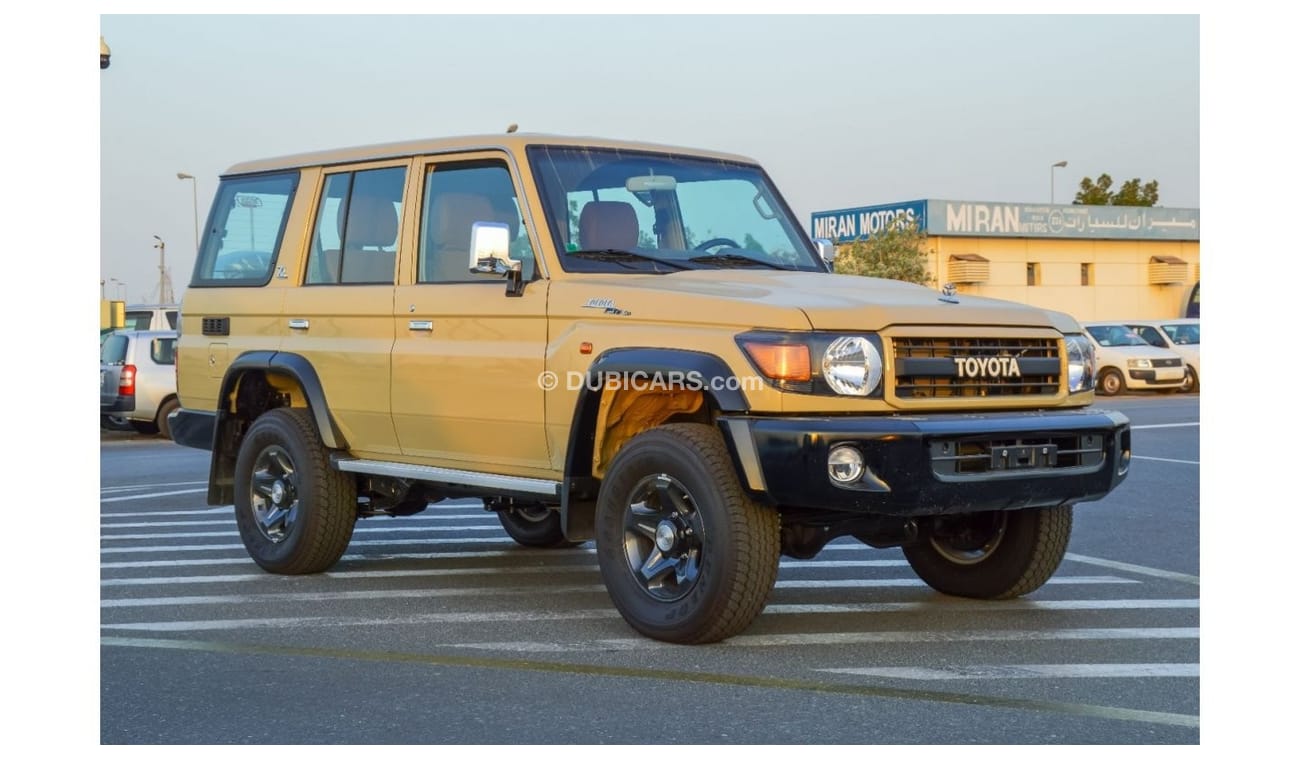 Toyota Land Cruiser 70 TOYOTA LAND CRUISER HARDTOP 4.0L V6 70 SERIES AWD 2022 | AVAILABLE FOR EXPORT