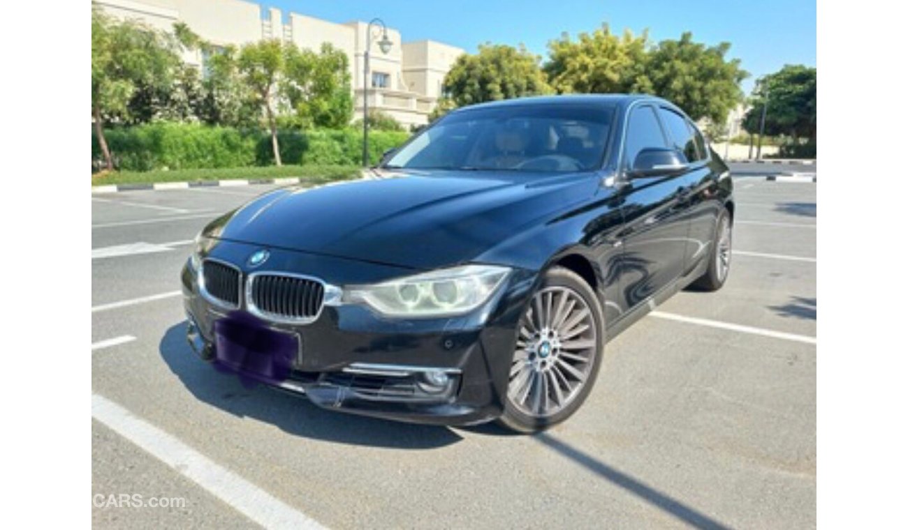 بي أم دبليو 335i 3.0L V6 Twin turbo Luxury line