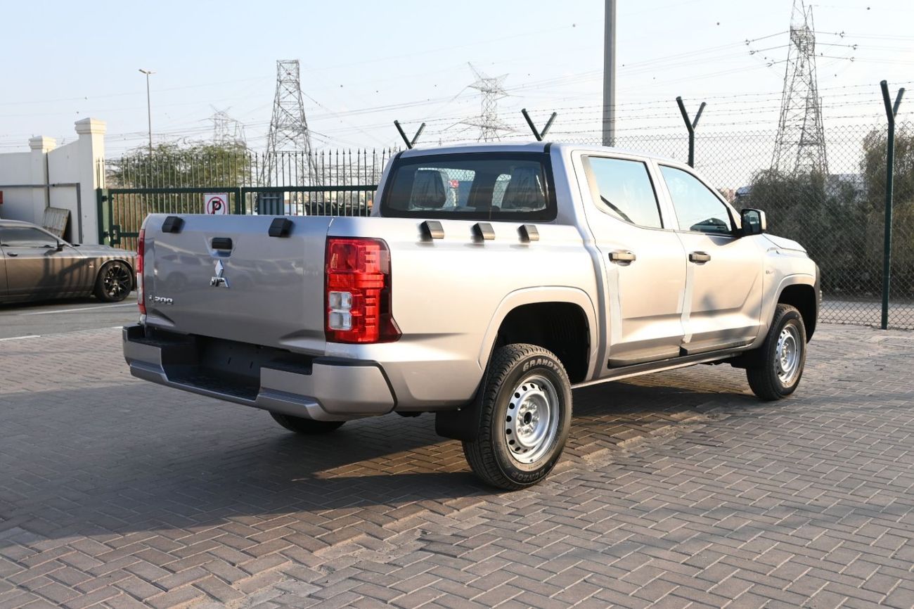 Mitsubishi L200 MITSUBISHI L200 2.4L DIESEL 4X4 M/T GL MY 2025
