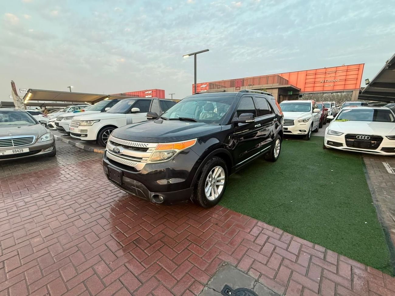 Ford Explorer XLT  LTH panoramic sunroof, 4x4