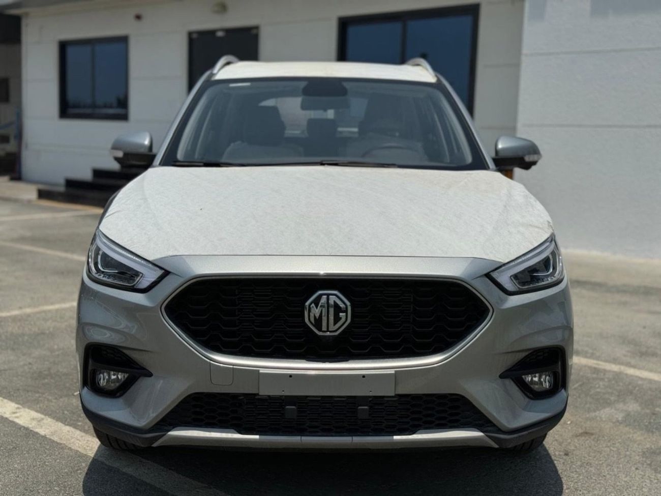 MG ZS MG ZS 1.5L (LUXURY) - 2025 MODEL SILVER COLOR