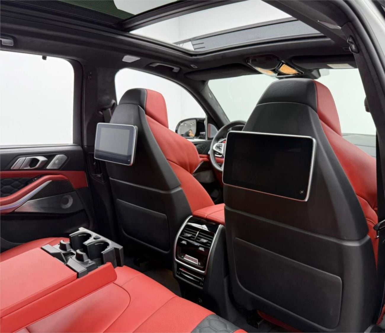 بي أم دبليو X5 M COMPETITION 2021 BMW X5M, 2028 BMW Service Pack, Full BMW Service History, Fully Loaded, GCC
