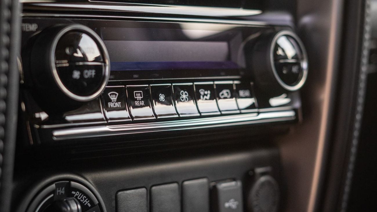 Toyota Fortuner Mid Option 2.7L Petrol 2025YM [FOR EXPORT TO AFRICA ONLY]