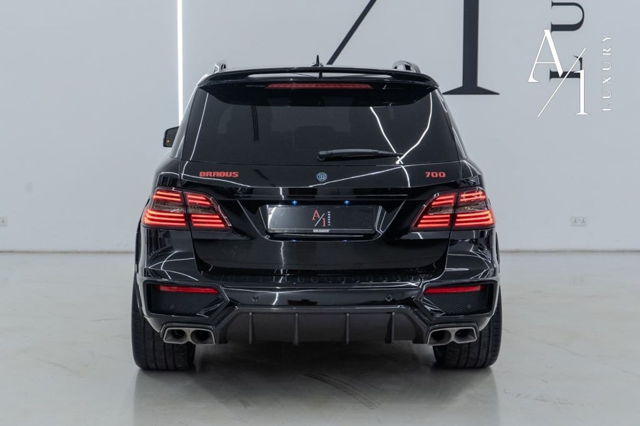 مرسيدس بنز ML 63 AMG Std 5.5L