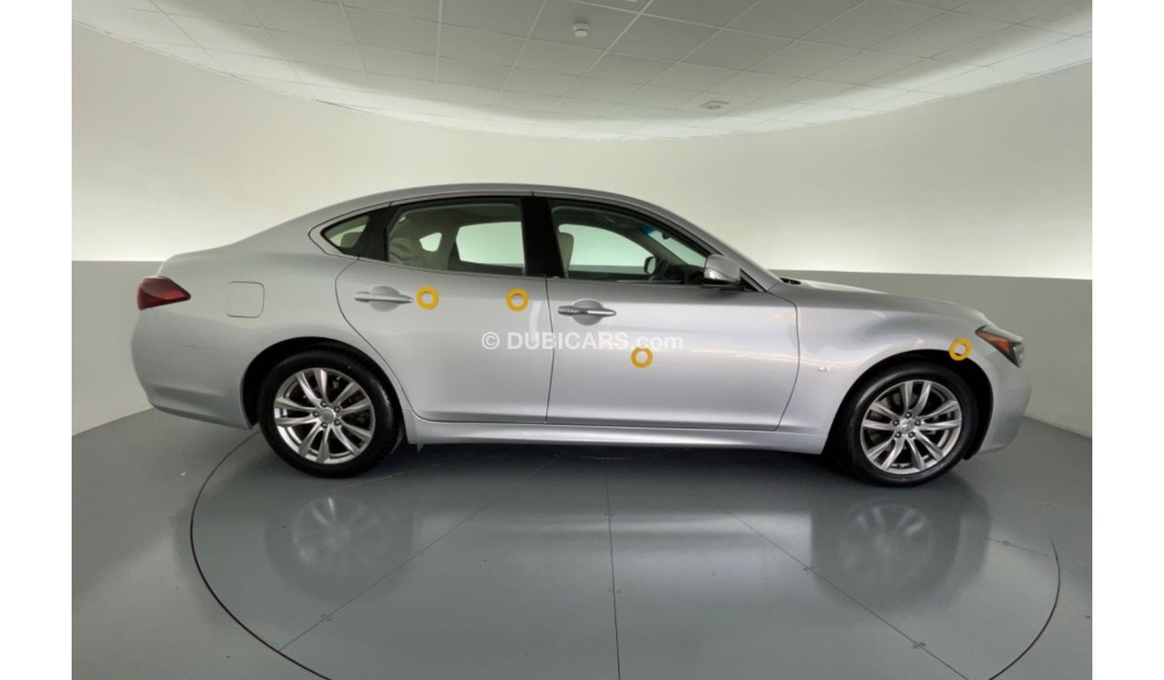 Infiniti Q70 Excellence / Luxe