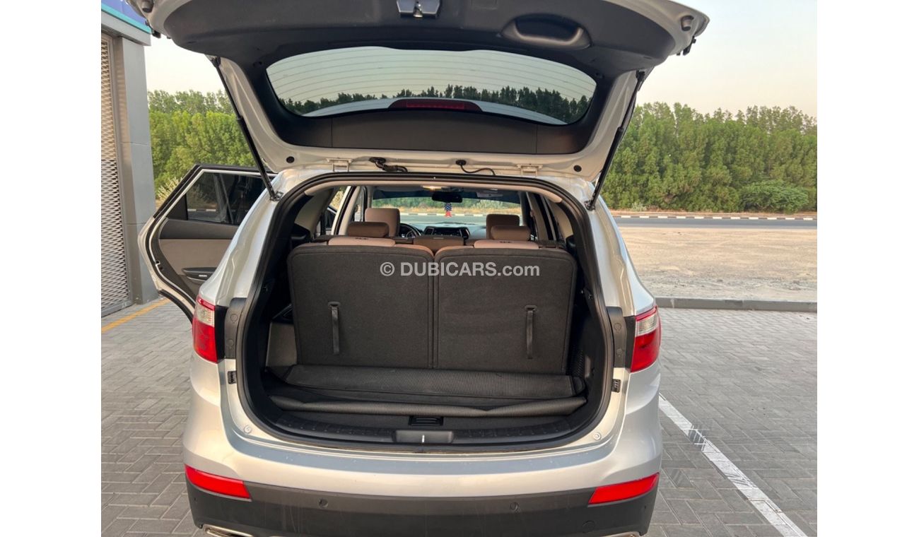 Hyundai Santa Fe GLS Top