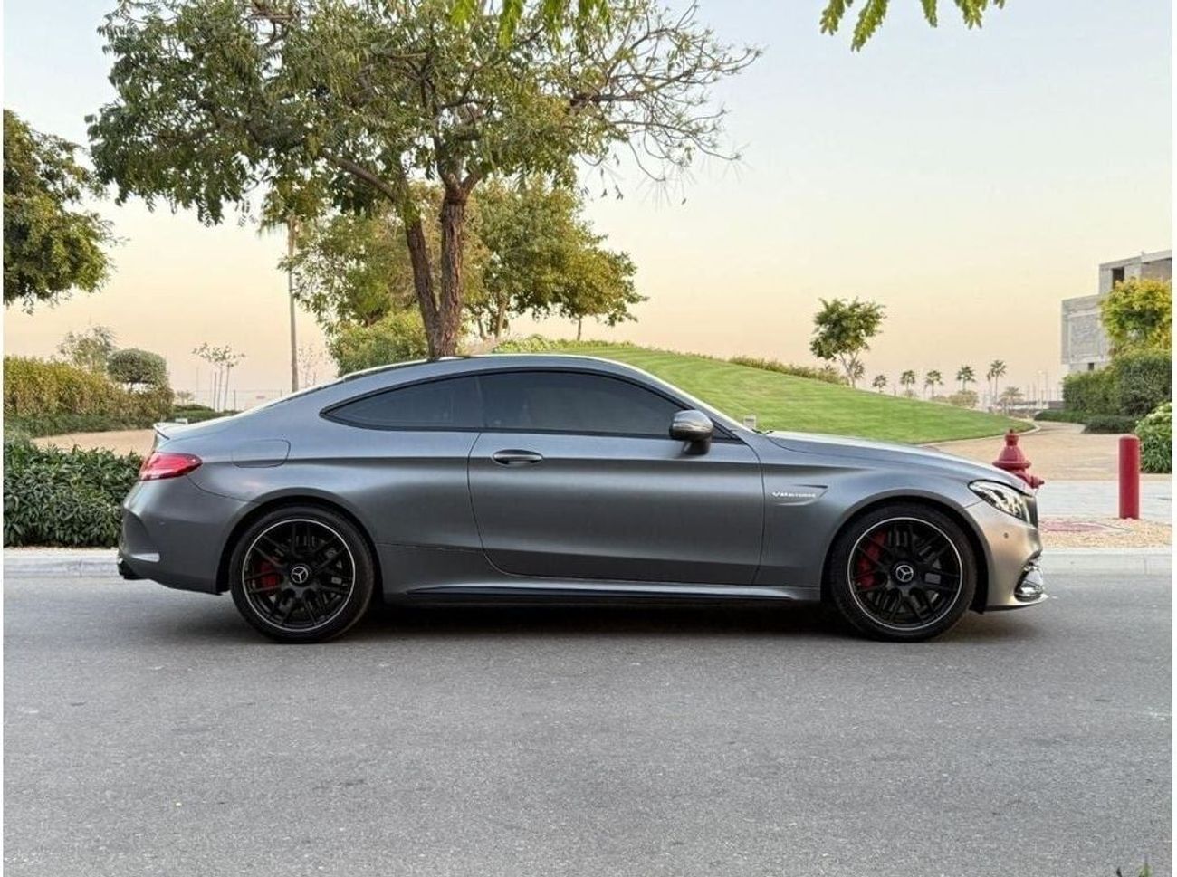 مرسيدس بنز C 63 AMG Std 4.0L