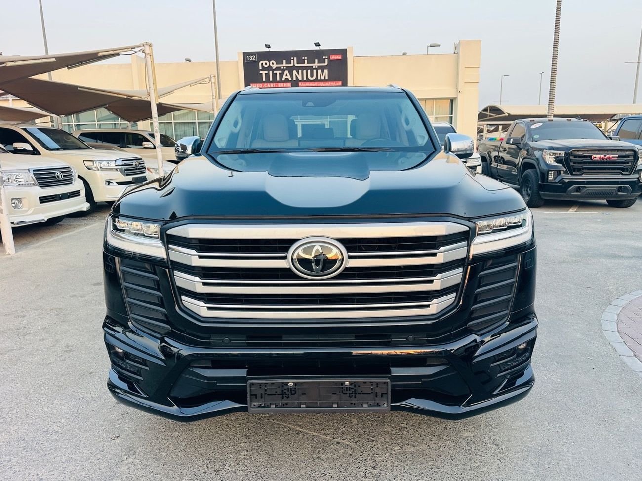 تويوتا لاند كروزر VXR
