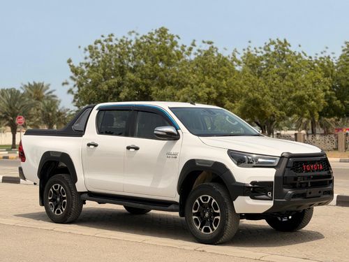 Toyota Hilux SR5