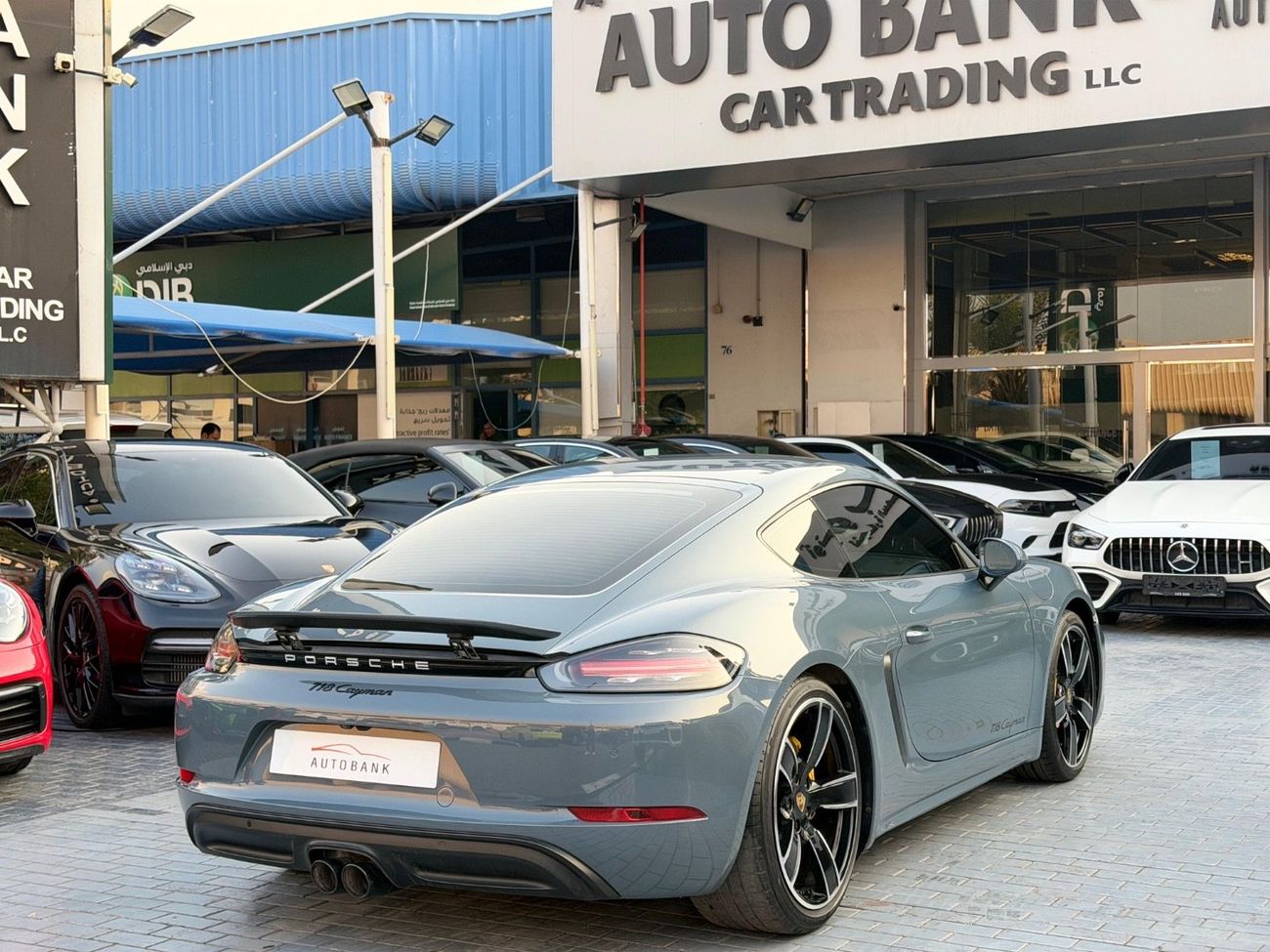 Porsche 718 Cayman Std 2.0L A/T