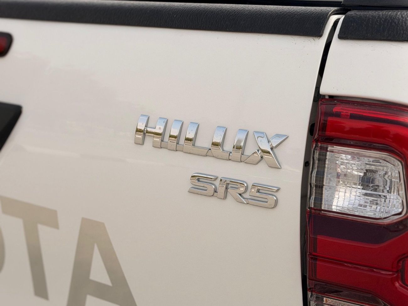 Toyota Hilux SR5 export from Australia