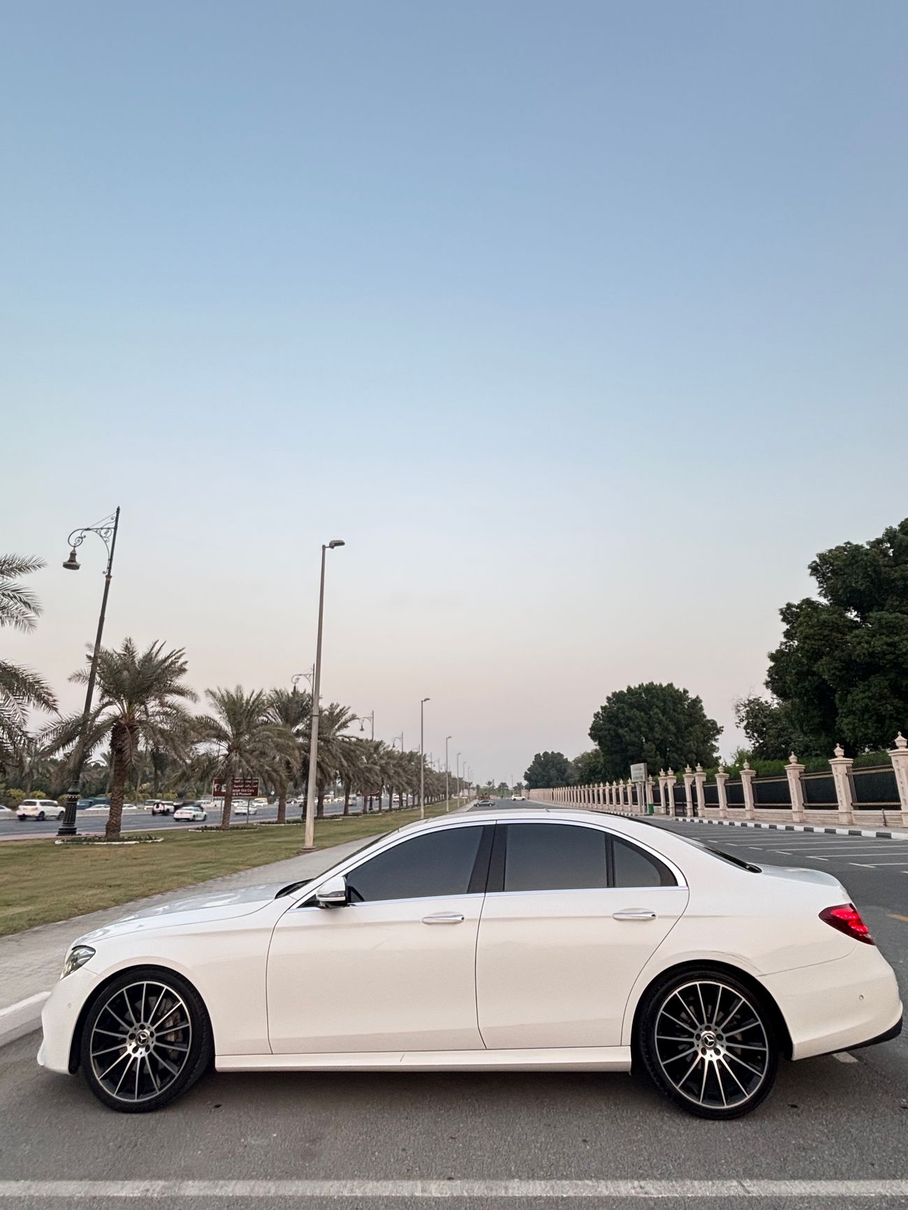 مرسيدس بنز E300