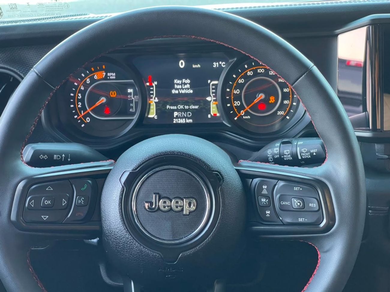 Jeep Wrangler Unlimited RUBICON X / 3.6L V6 / GCC / RADAR / ARB PUMP /RADAR / LINE ASSIST / LOW MILEAGE / NEW BIG SCREEN