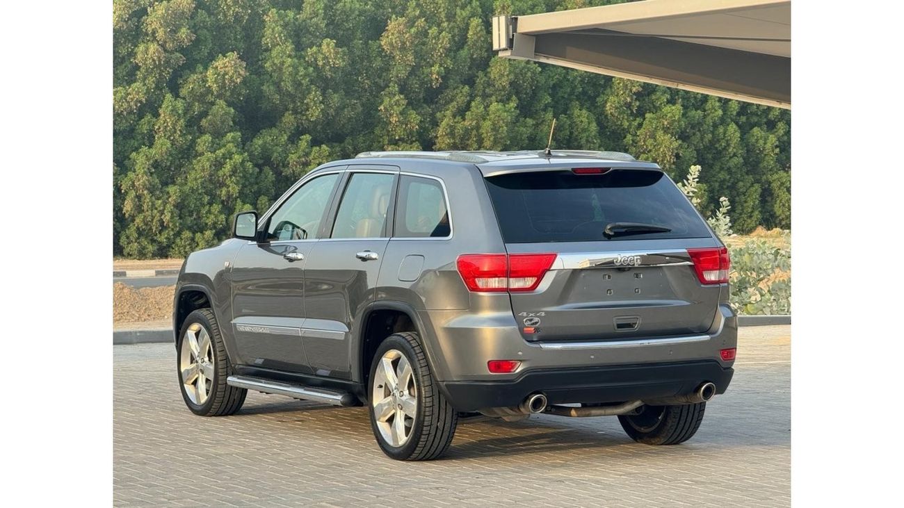Jeep Grand Cherokee Overland jeep grand cherokee 2013 model