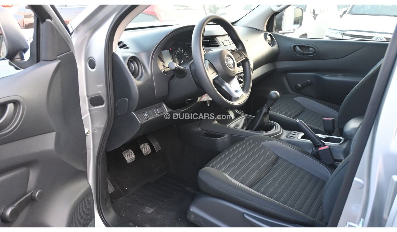 نيسان نافارا NISSAN NAVARA  2.5 4WD DIESEL XE MT DC PLUS