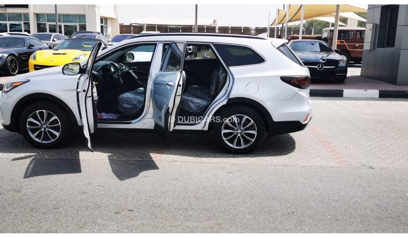 هيونداي جراند سانتا في Limited Edition