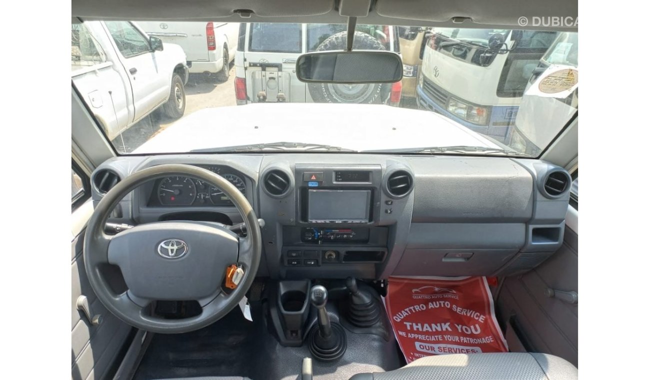 تويوتا لاند كروزر هارد توب TOYOTA LAND CRUISER HARD TOP LEFT HAND DRIVE (PM 838)