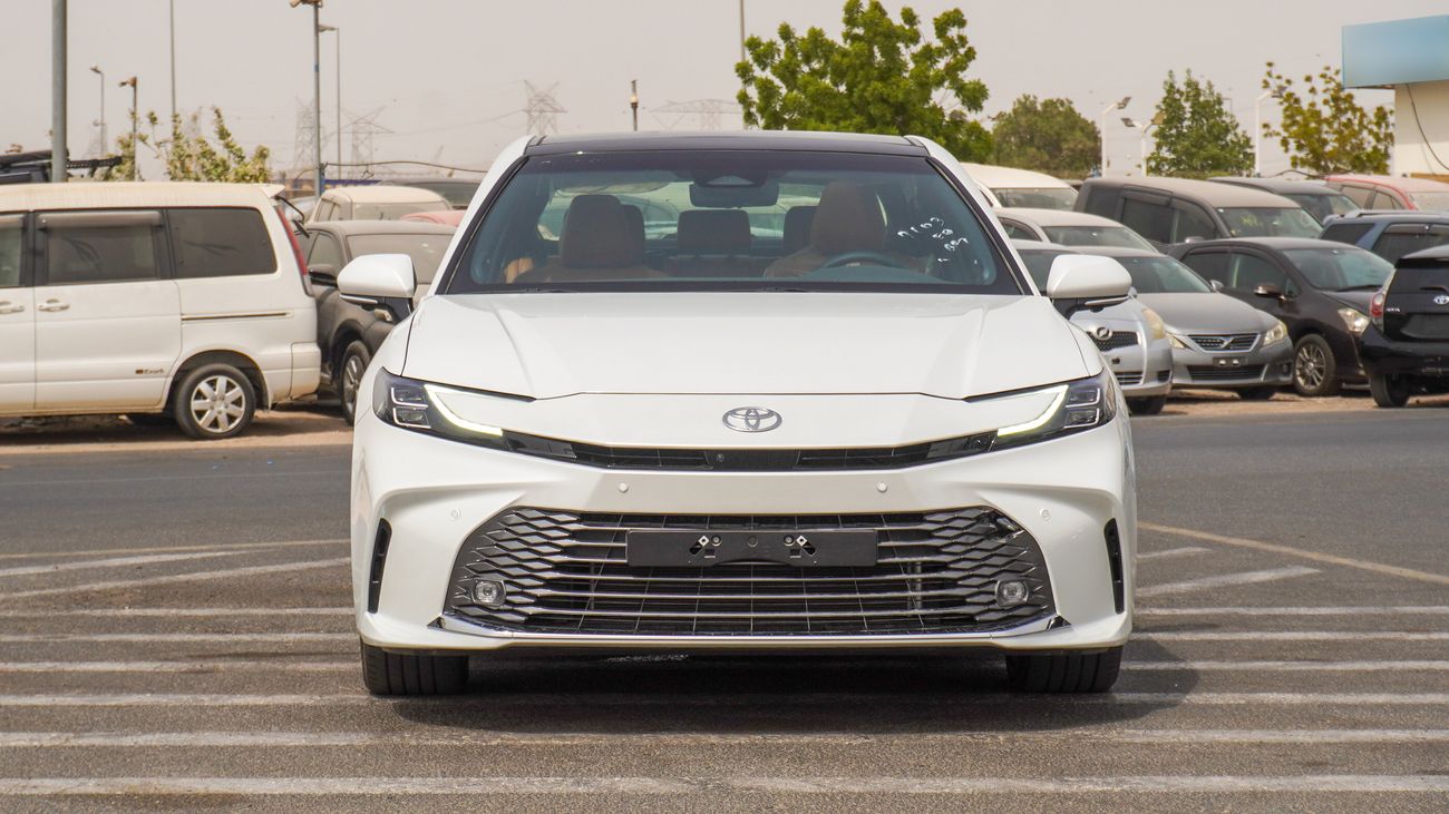 Toyota Camry LIMITED  HEV 2.5L Hybrid