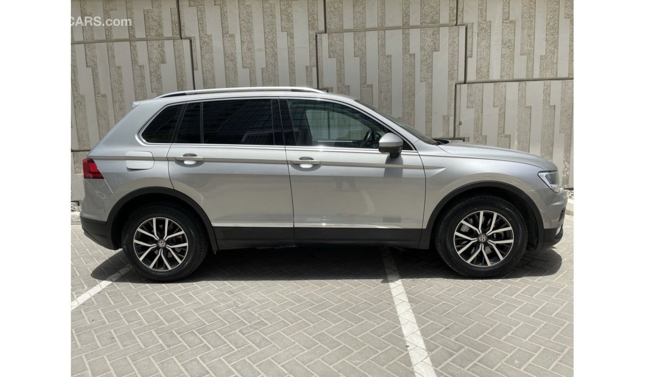 Volkswagen Tiguan 2.0L | GCC | EXCELLENT CONDITION | FREE 2 YEAR WARRANTY | FREE REGISTRATION | 1 YEAR COMPREHENSIVE I