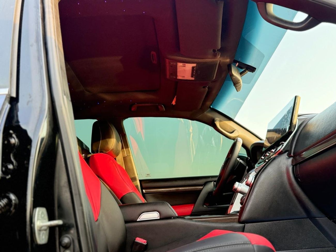 تويوتا لاند كروزر Toyota landcuriser Years 2016 V6 GXR 4.0L upgrade interior & exterior full option petrol LHD