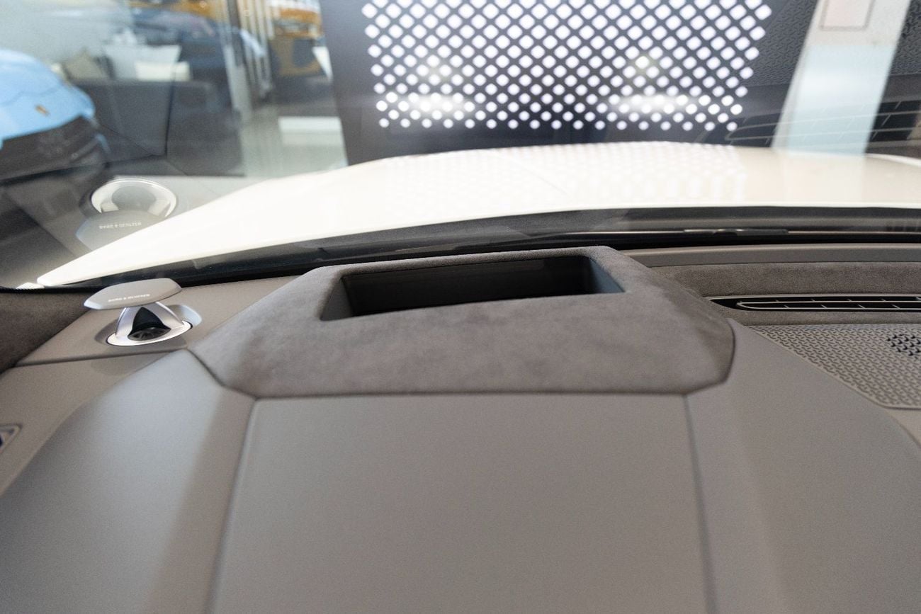 Lamborghini Urus S 4.0T V8 Lamborghini Urus S | Carbon Interior | Low Mileage 2024 (Warranty Available)