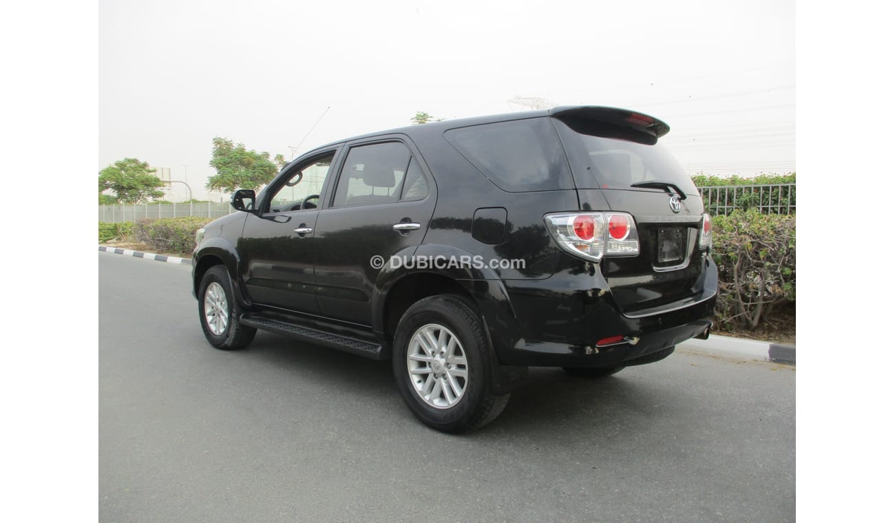 تويوتا فورتونر تويوتا فورتشنر 4 سيليندر 2012 صبغ وكاله خليجي