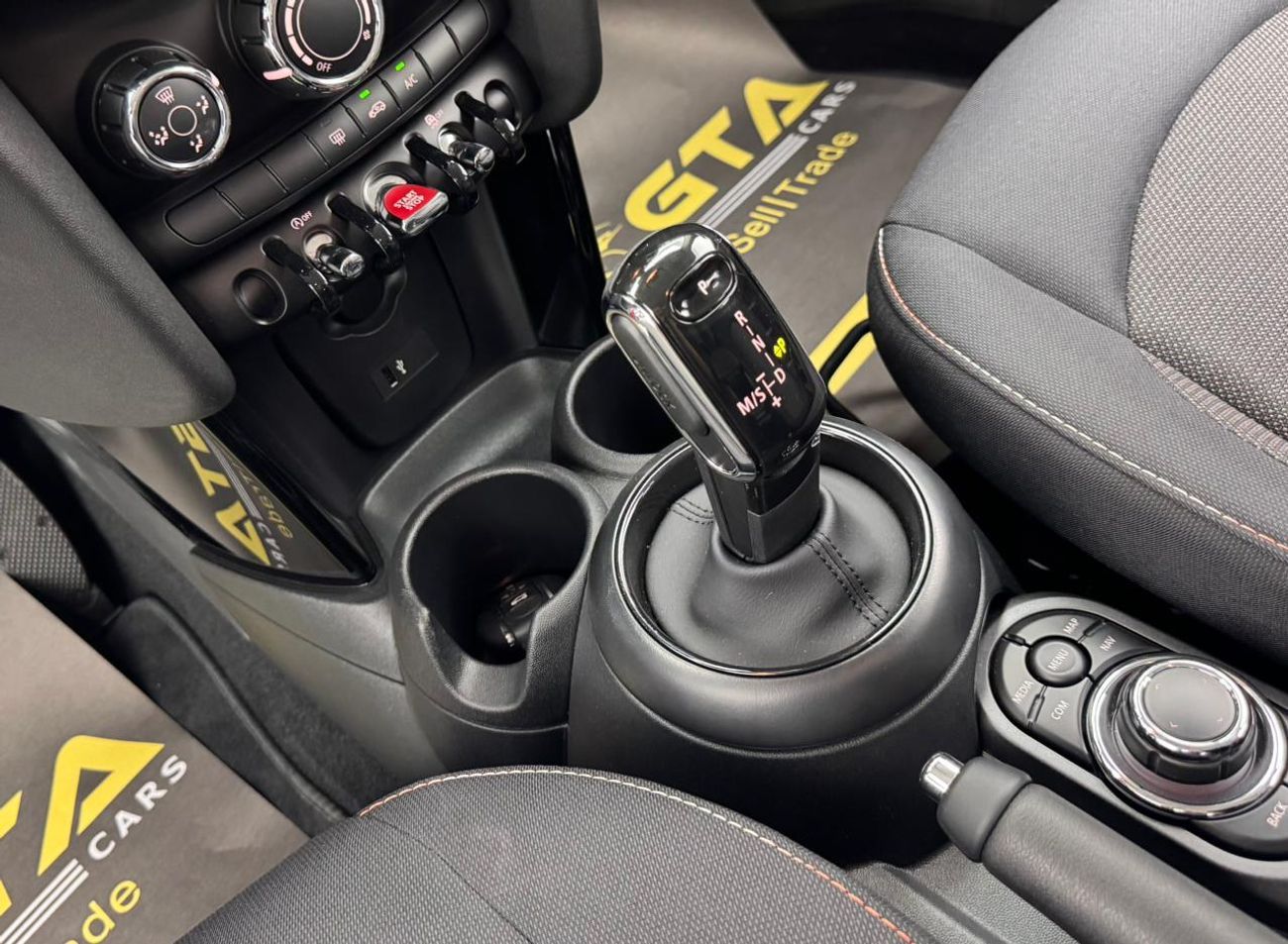 ميني كوبر Std 1.5L (5 Seater)