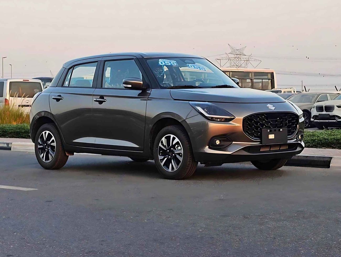 Suzuki Swift GLX 1.2L GCC // Radar // Trip tronic // Blind Spot (CODE # GLX)