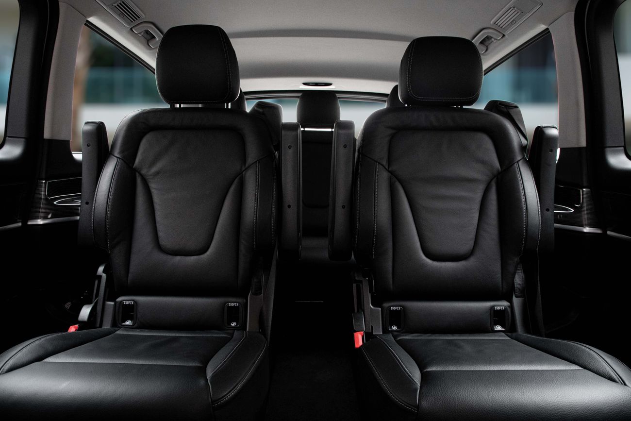 مرسيدس بنز V 250 V 250 | 4,113 P.M | 0% Downpayment | 7 Seats!