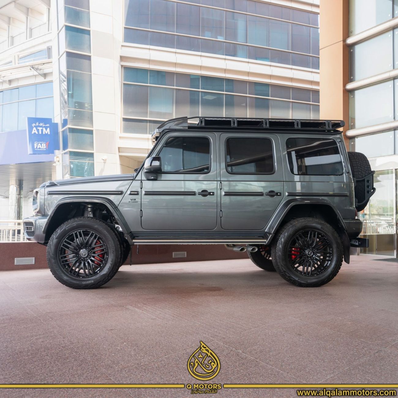 مرسيدس بنز G 63 AMG 2023 MERCDES G63 4X4 DONE ONLY 800KM ( GARGASH WARRANTY TILL JULY 2026 )